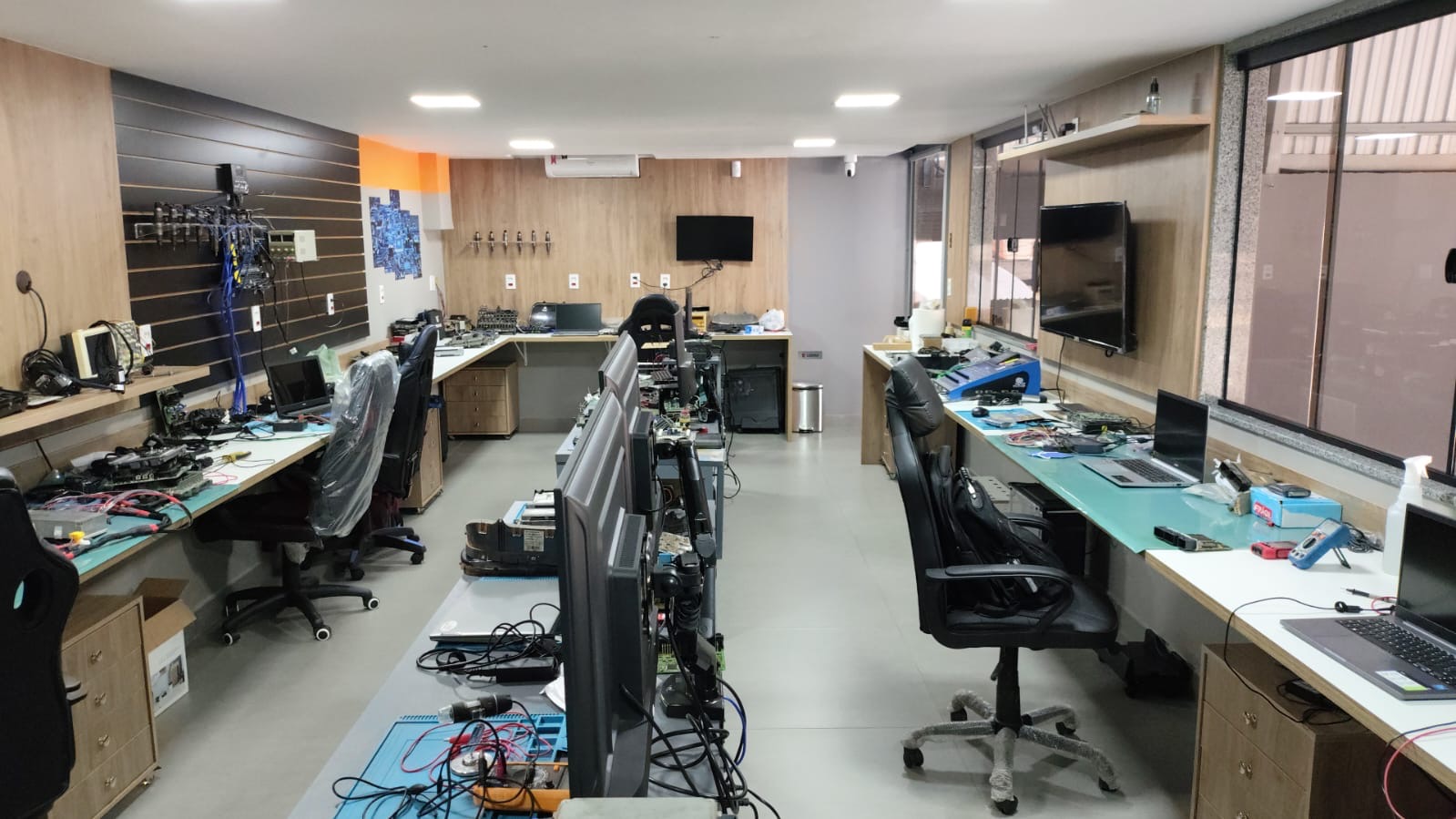 Laboratório de eletrônica embarcada